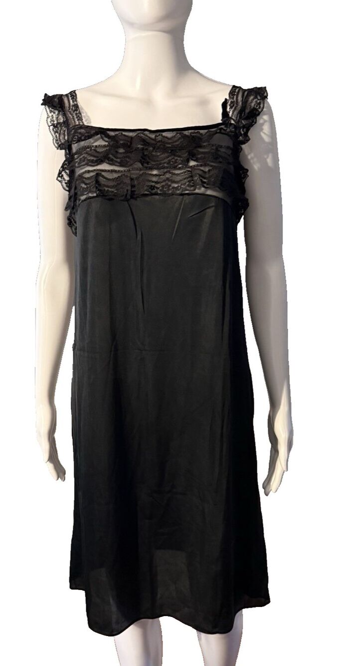 Movie Star Black Lace Trim Ruffles Slip Dress Goth Romance Coquette Vintage SZ S
